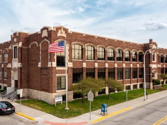 333 W. Seventh Street, Royal Oak