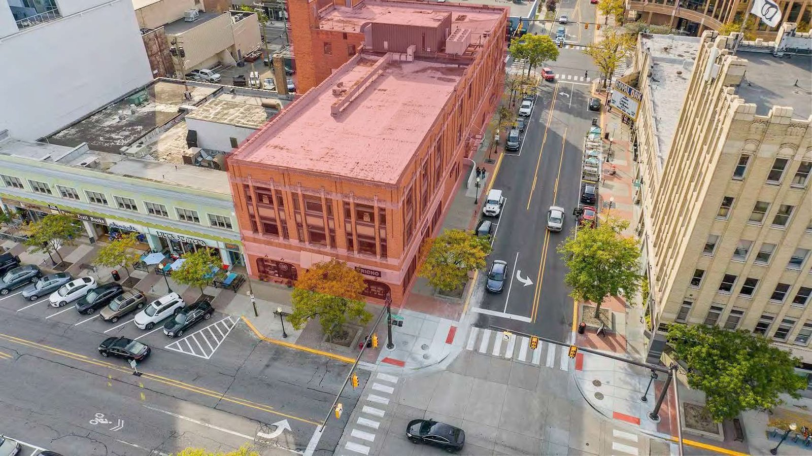 301 W. Fourth Street, Royal Oak